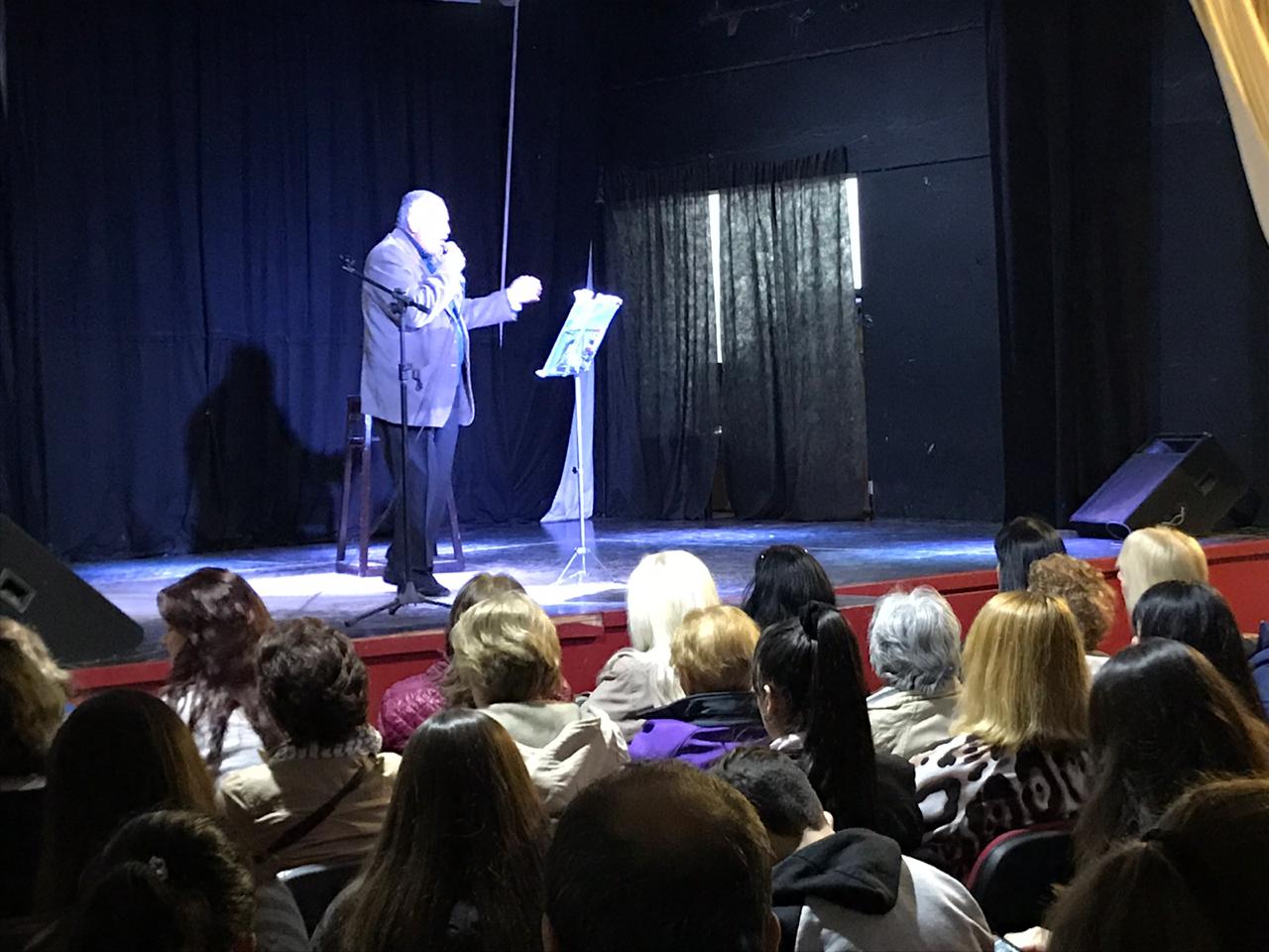 El viernes 14 de junio se desarrolló la etapa local de los Juegos Bonaerenses del área de Cultura. La jornada se desarrolló a partir de las 9hs en la Escuela Municipal de Bellas Artes y culminó pasadas las 16 hs; solamente la disciplina Teatro se disputó en el Teatro Municipal Unión Ferroviaria.