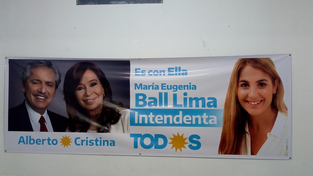 Con los primeros resultados oficiales, la interna del Frente Todos en Pergamino tendría como ganadora a la única precandidata mujer: María Eugenia Ball Lima. En segundo lugar quedaría José Agudo, dejando a Ricky Ruggeri en el tercero puesto y a Manuel Elías, último.