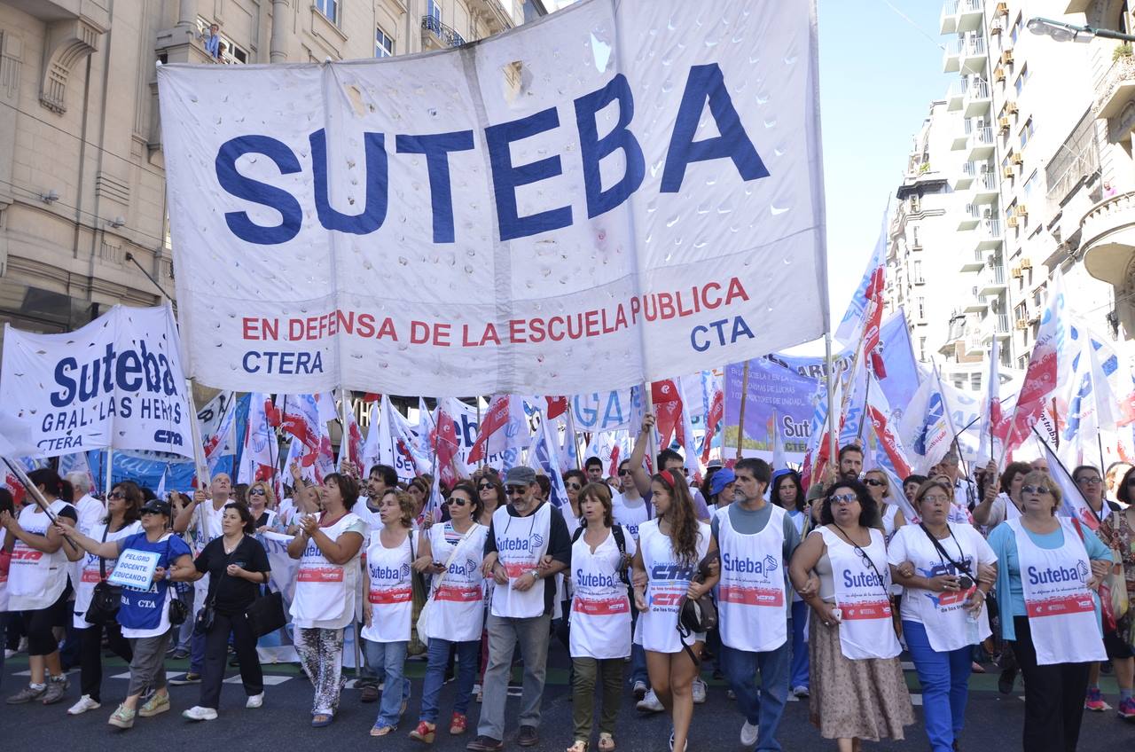 Más allá del acuerdo salarial firmado por los gremios docentes, desde el SUTEBA convocaron a un paro para este jueves 4 de abril.