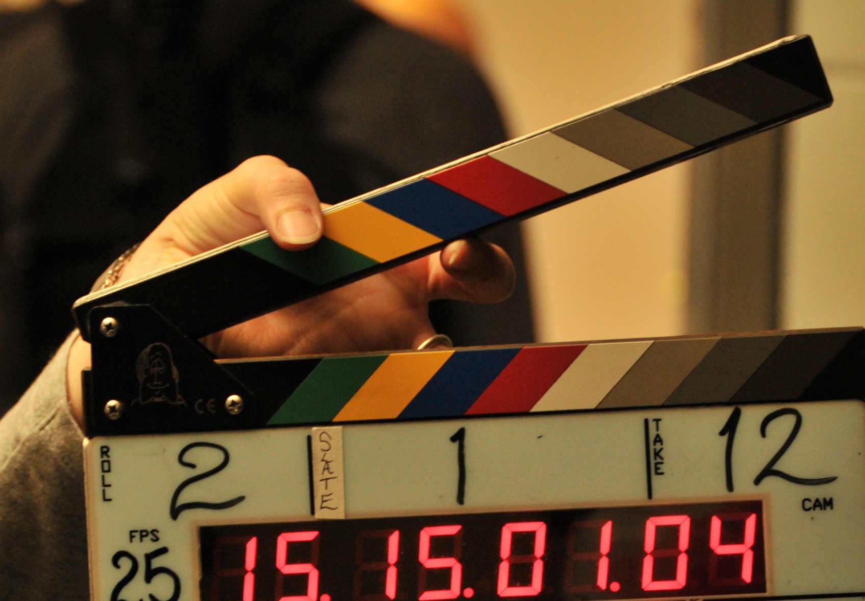 La Subsecretaría de Cultura presentó el Programa Municipal “Pergamino: Set de Filmación”. El objetivo general es insertar a la actividad audiovisual de la ciudad en el formato industrial. Primero se realizará una charla abierta e informativa, el 11 de mayo a las 14hs en el teatro Municipal Unión Ferroviaria, destinada profesionales que trabajan en la temática (directores, guionistas, camarógrafos, fotógrafos, actores, productores, etc.). Luego se llevará a cabo un relevamiento técnico y humano, donde se conocerán las propuestas, las actividades y las herramientas disponibles, y por último se creará una plataforma virtual donde todos estos datos estarán escritos en una importante base de datos local.