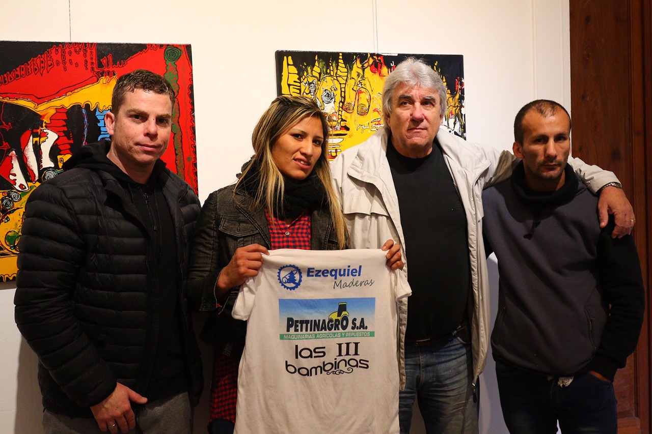 Anahí “La Indiecita” Sánchez, acompañada por su entrenador y marido Julián Aristule, su manager Juan Antonio “Kanga” Bonet y el subsecretario de Deportes del partido de Pergamino, Agustín Buscaglia, anunció su nuevo enfrentamiento, luego de haber peleado y ganado en el primer round, que tendrá lugar el 4 de agosto en San Miguel de Tucumán por el título del mundo.