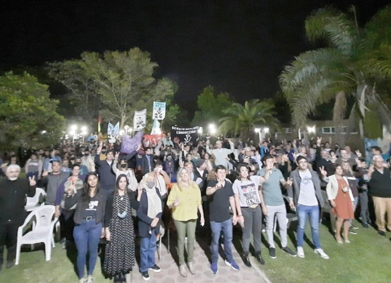 Acto en el camping de SMATA.