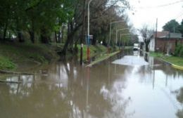 Más de 500 personas esperan el pago del subsidio por inundación