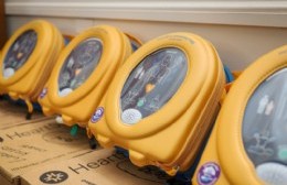 Cuatro desfibriladores se suman a la red de dispositivos ya existente en la ciudad