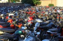 Las motos y la superpoblación en el corralón