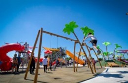 Martínez inauguró la Isla de Juegos y los Baños de Parque Belgrano