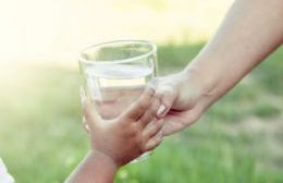 Otros municipios bonaerenses planean realizar un estudio para saber si el agua está contaminada
