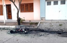 Contenedor quemado en Mendoza al 700