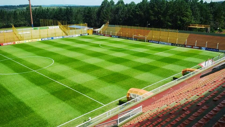 Estadio Miguel Morales: una historia en construcción