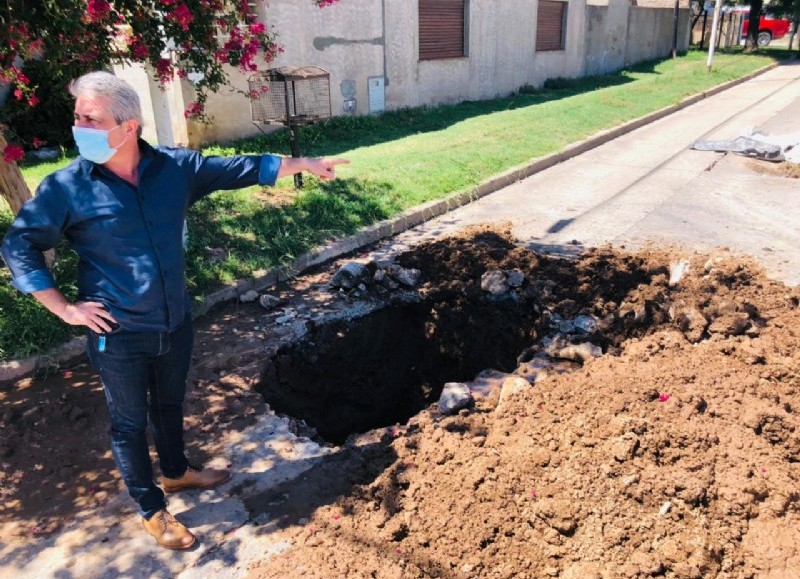 Recorrida del intendente Martínez.