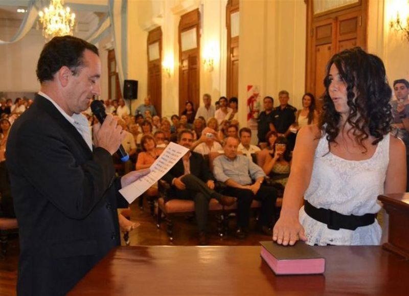 Gabriela Taruselli, con orígenes radicales, llegó al municipio de la mano de Cambiemos.