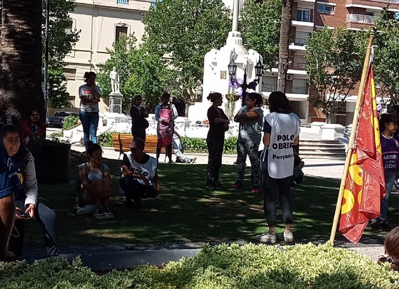 Réplica local de una manifestación nacional.