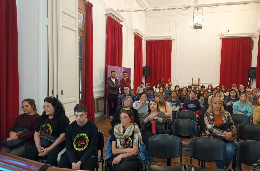 Por ahora, el Concejo no aporta soluciones.