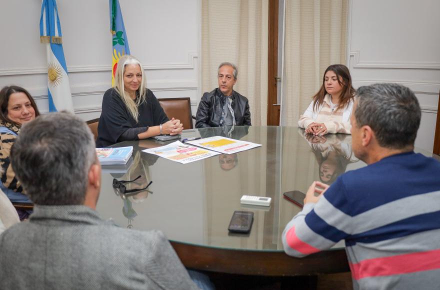 La Dirección de Bromatología logró avanzar en un proyecto sin precedente en la provincia de Buenos Aires con el programa Cocina Centralizada Libre de Gluten para escuelas públicas.