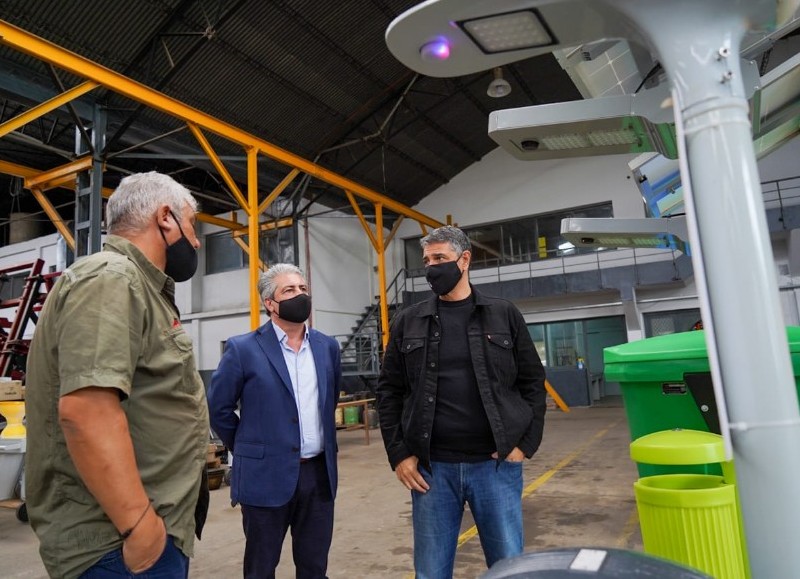 Conversó con emprendedores en el marco de las recorridas que está llevando a cabo por distintas localidades bonaerenses.