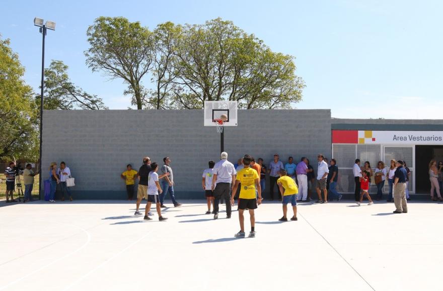 La iniciativa busca acercar el deporte a cada barrio de la ciudad.