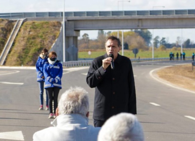 El intendente de Pergamino, Javier Martínez, destacó la obra que permitirá agilizar el tránsito.