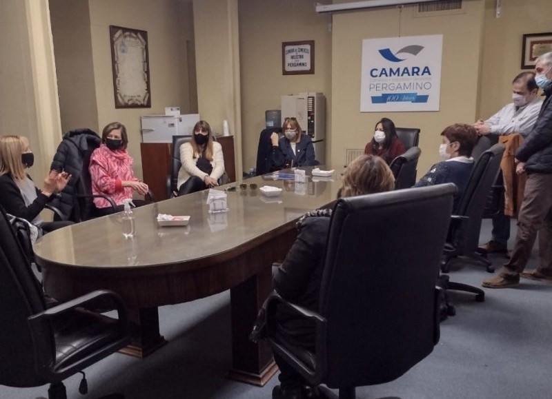 Reunión en la Cámara de Comercio.