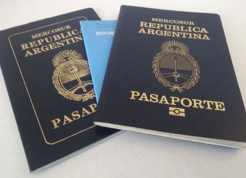 DNI y Pasaporte.