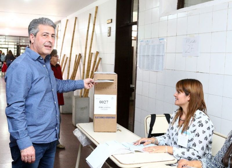 El voto del intendente.