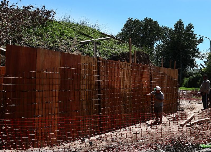 Importante intervención en la intersección de calle Chile y Pedro Torres.