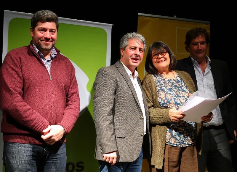 Acto en el Teatro Municipal Unión Ferroviaria.