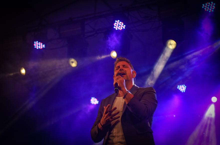 Los espectáculos le dieron color a la jornada.