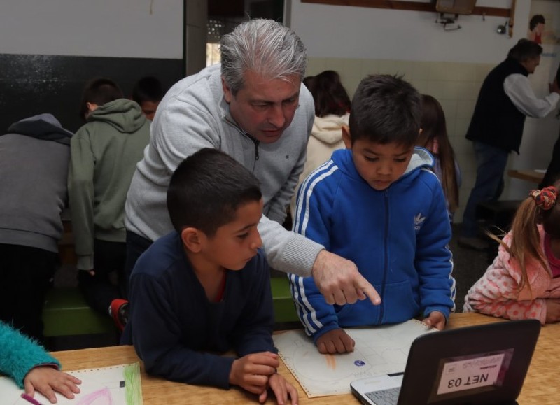 Visita del intendente Martínez.