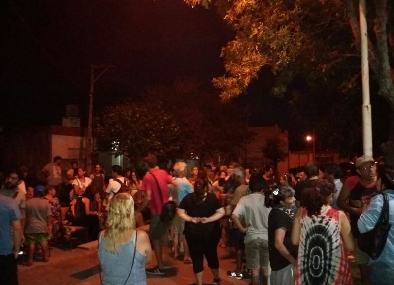 Ciudadanos organizados para defender al Centro de Atención Primaria