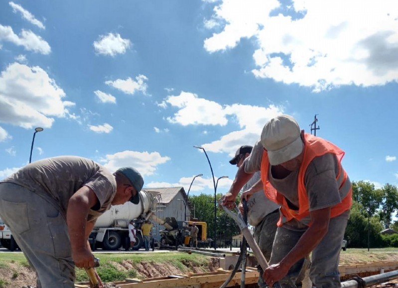 A través de una serie de trabajos, siguen llevando adelante obras para el desarrollo urbano.