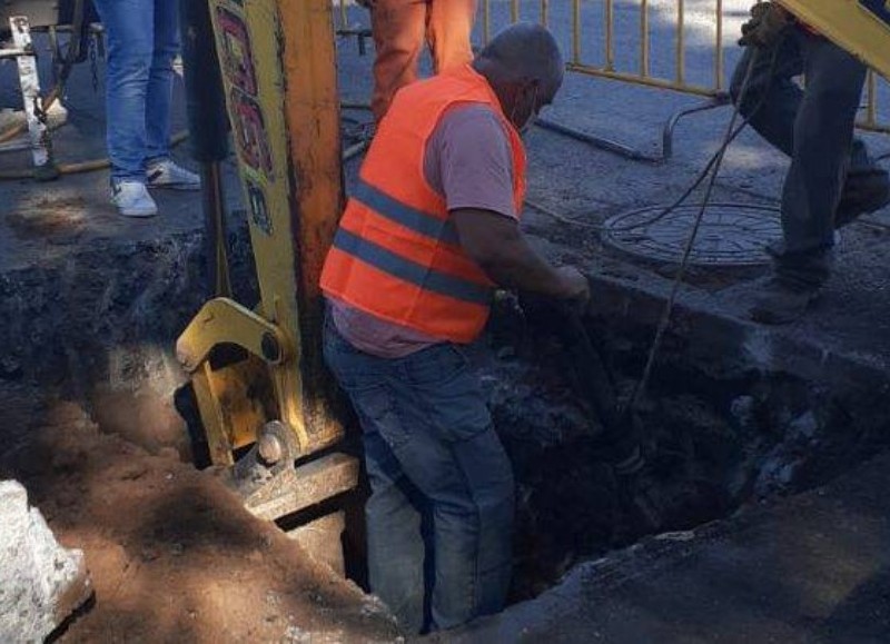 Cuadrilla en plena labor.