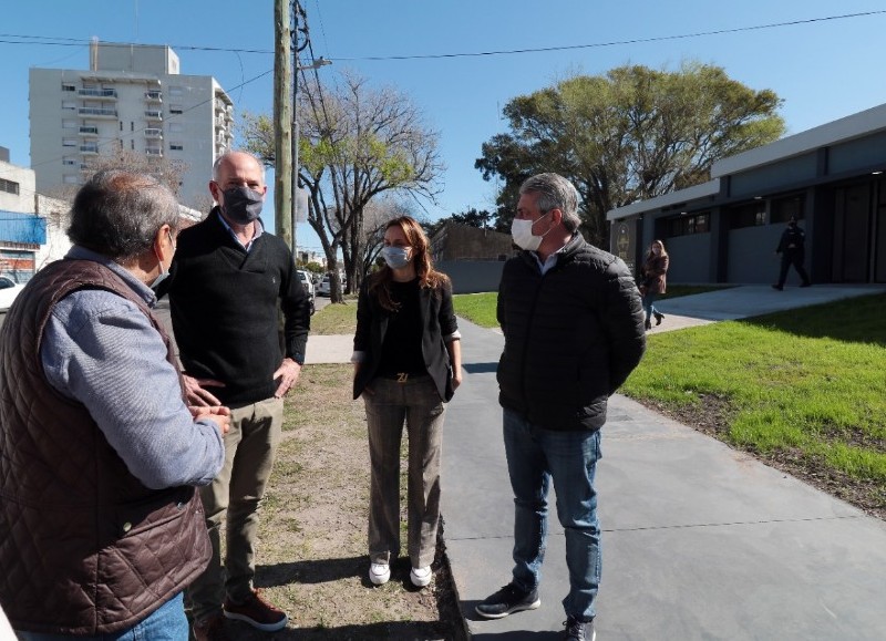 Recorrida de campaña junto a Martínez y Maiztegui.