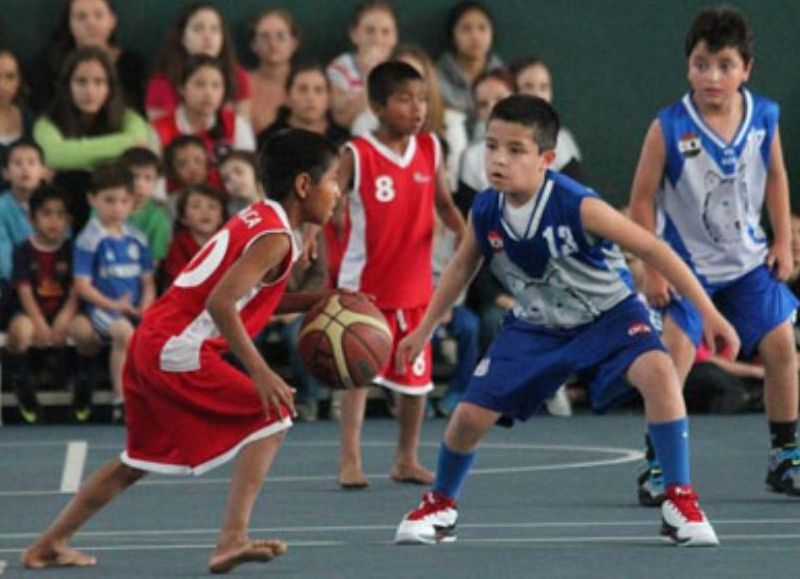 La cita es en la cancha de Argentino.