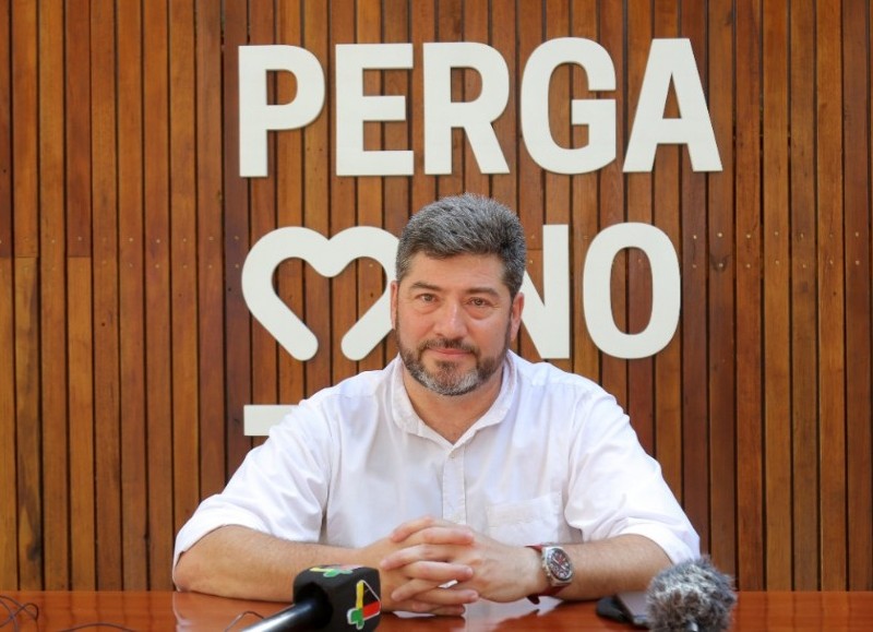 El secretario de Tierra y Vivienda, Juan Manuel Batallanez.