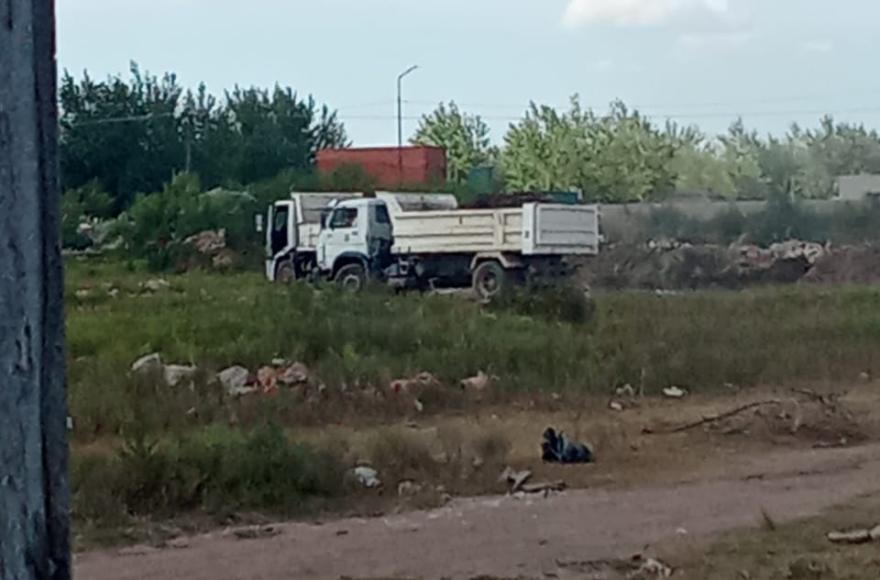 Vecinos del barrio Jorge Newbery reclaman obras y más presencia municipal