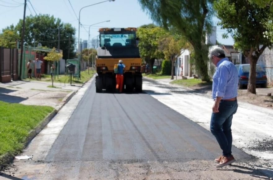 Polémica por el plan de pavimentación.