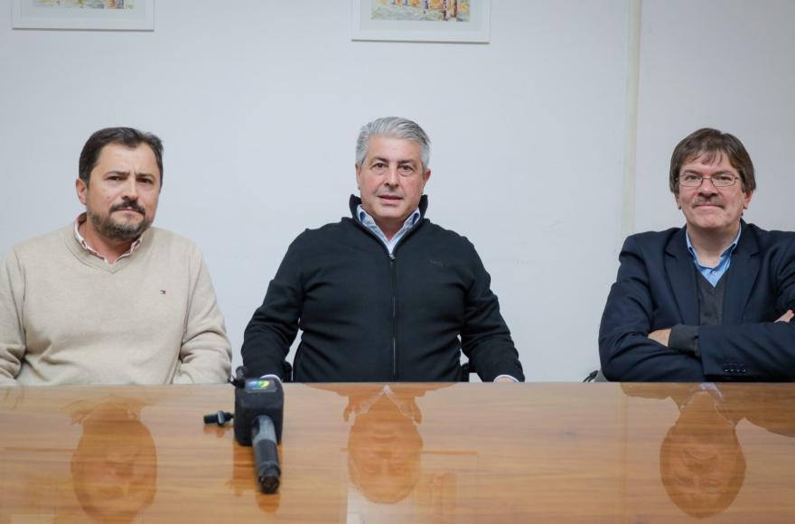 Energía limpia: se firmó el convenio para construir un Parque Solar