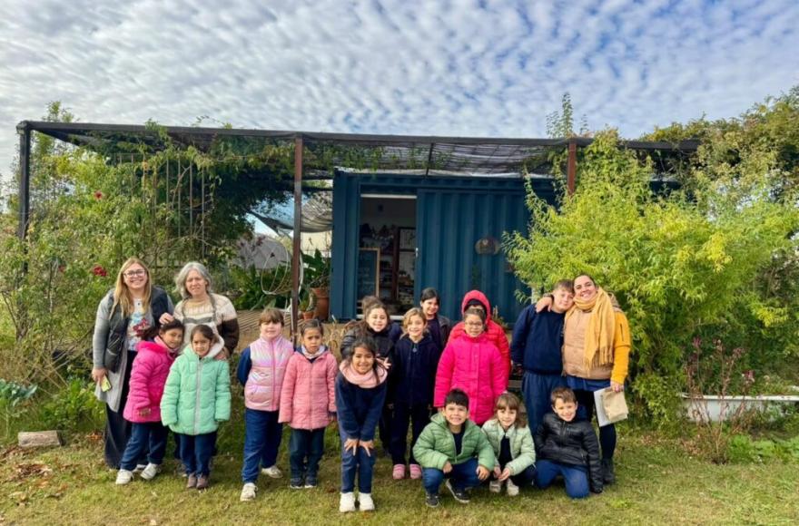 Aprender del ambiente desde la experiencia: nuevas actividades junto a escuelas