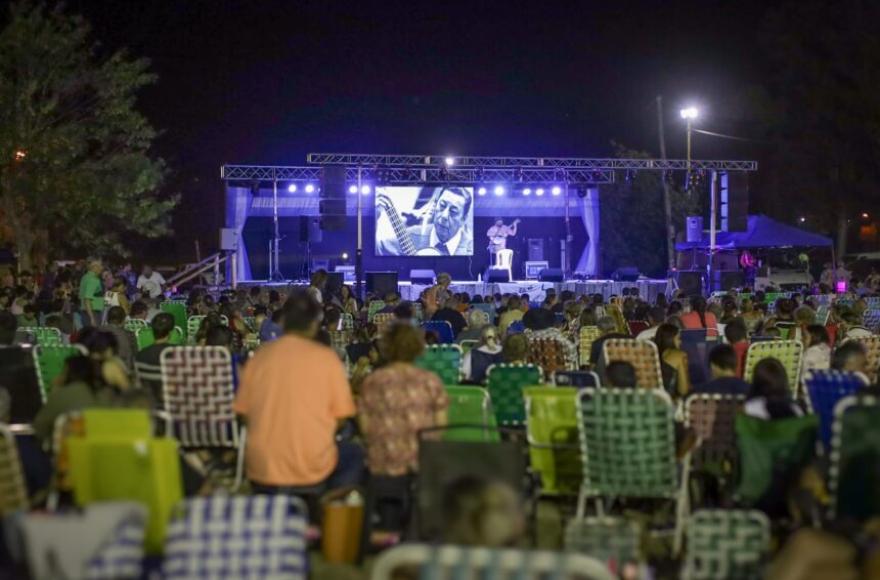 Peña se viste de fiesta para recibir al Festival Yupanquiano