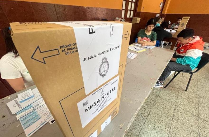 Buen caudal de electores.