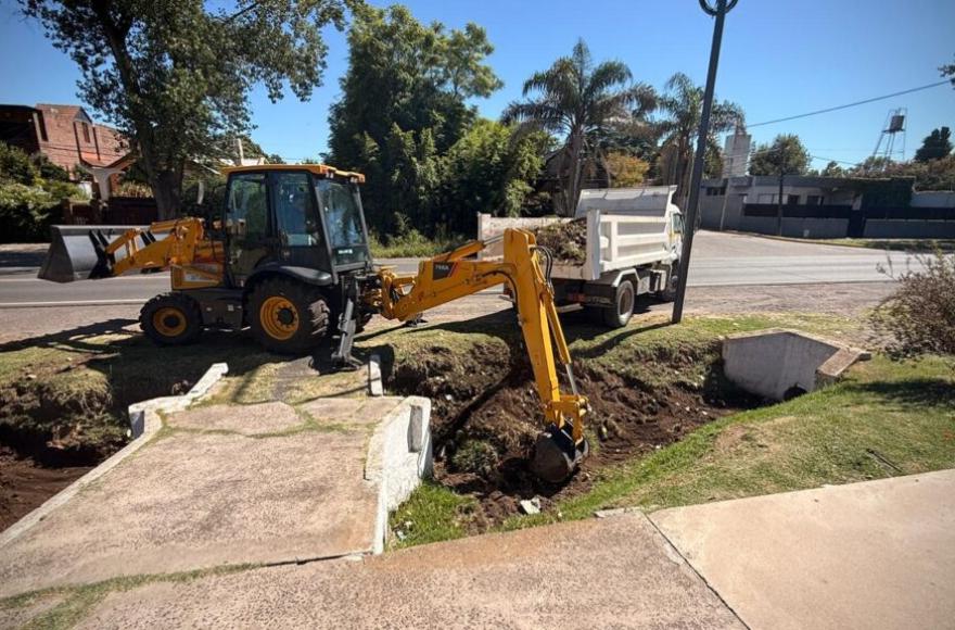Intensos trabajos de mejoras en los barrios