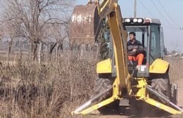 Limpieza de desagües pluviales en el Barrio Villa Alicia