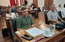 Gattelet: “No se trata de política, se trata de los bomberos”