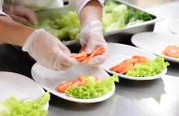 Advierten sobre estafas vinculadas al cobro del Carnet de Manipulación de Alimentos