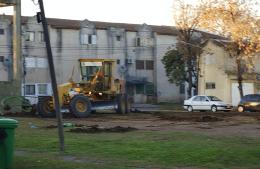 Comenzaron los trabajos en la plaza del Barrio Amaeton