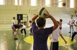 Volvió a funcionar la Escuela Municipal de Voleibol