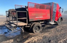 Los bomberos perdieron una autobomba en un incendio