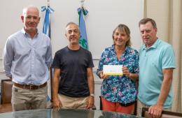 La Municipalidad le entregó un subsidio a Bomberos