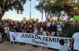 Multitudinaria marcha por el Día de la Mujer