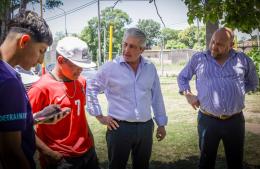 Martínez visitó el Centro de Día Cabaña Joven